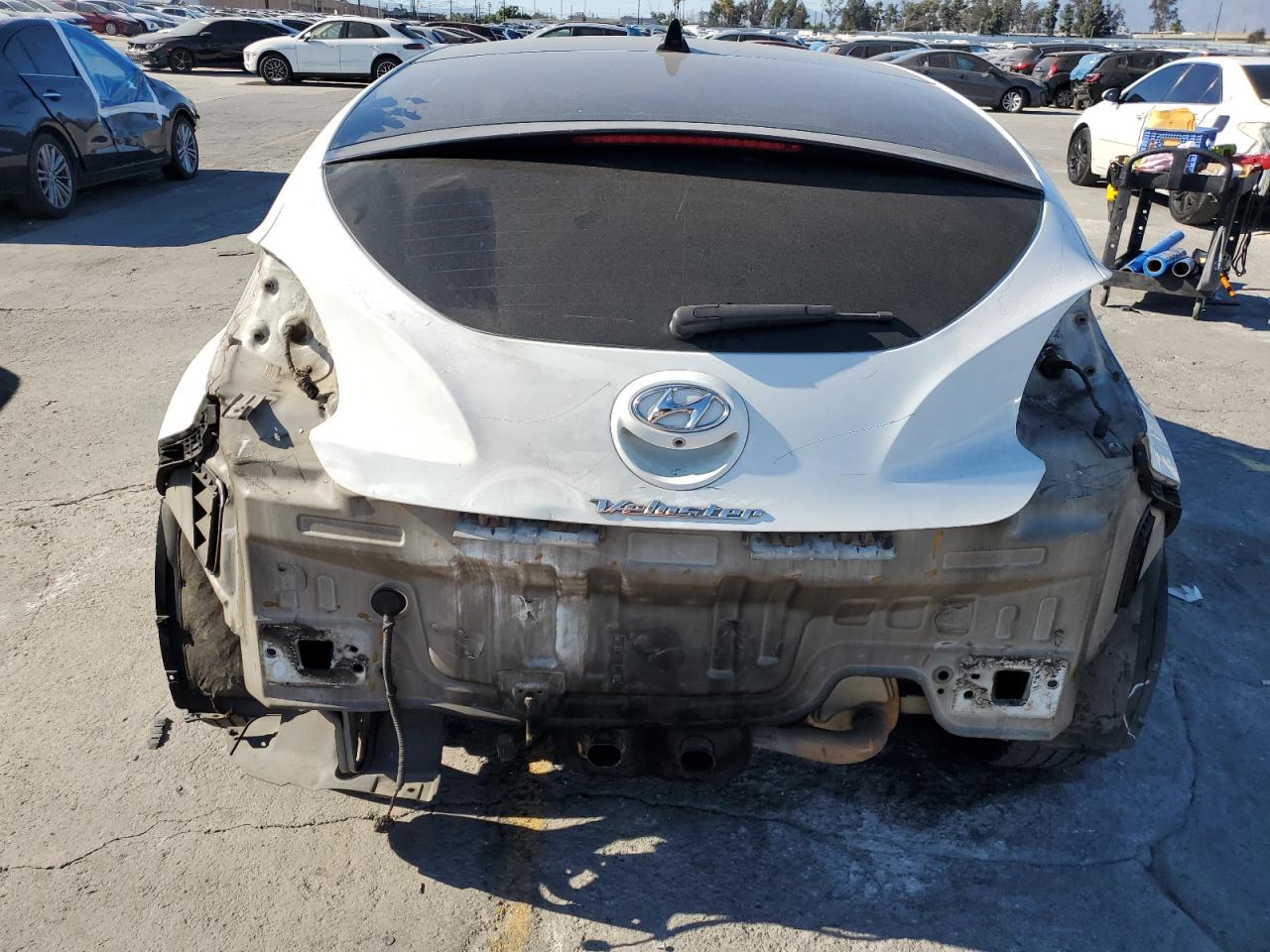 2015 Hyundai Veloster VIN: KMHTC6AD5FU225164 Lot: 84994875