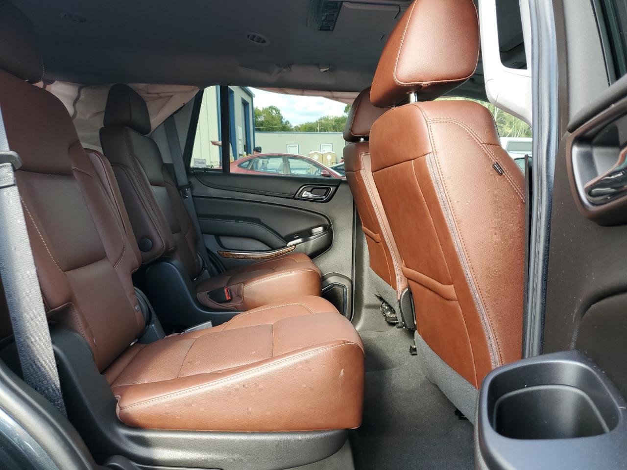 2020 Chevrolet Tahoe K1500 Premier VIN: 1GNSKCKJ0LR101198 Lot: 84955895