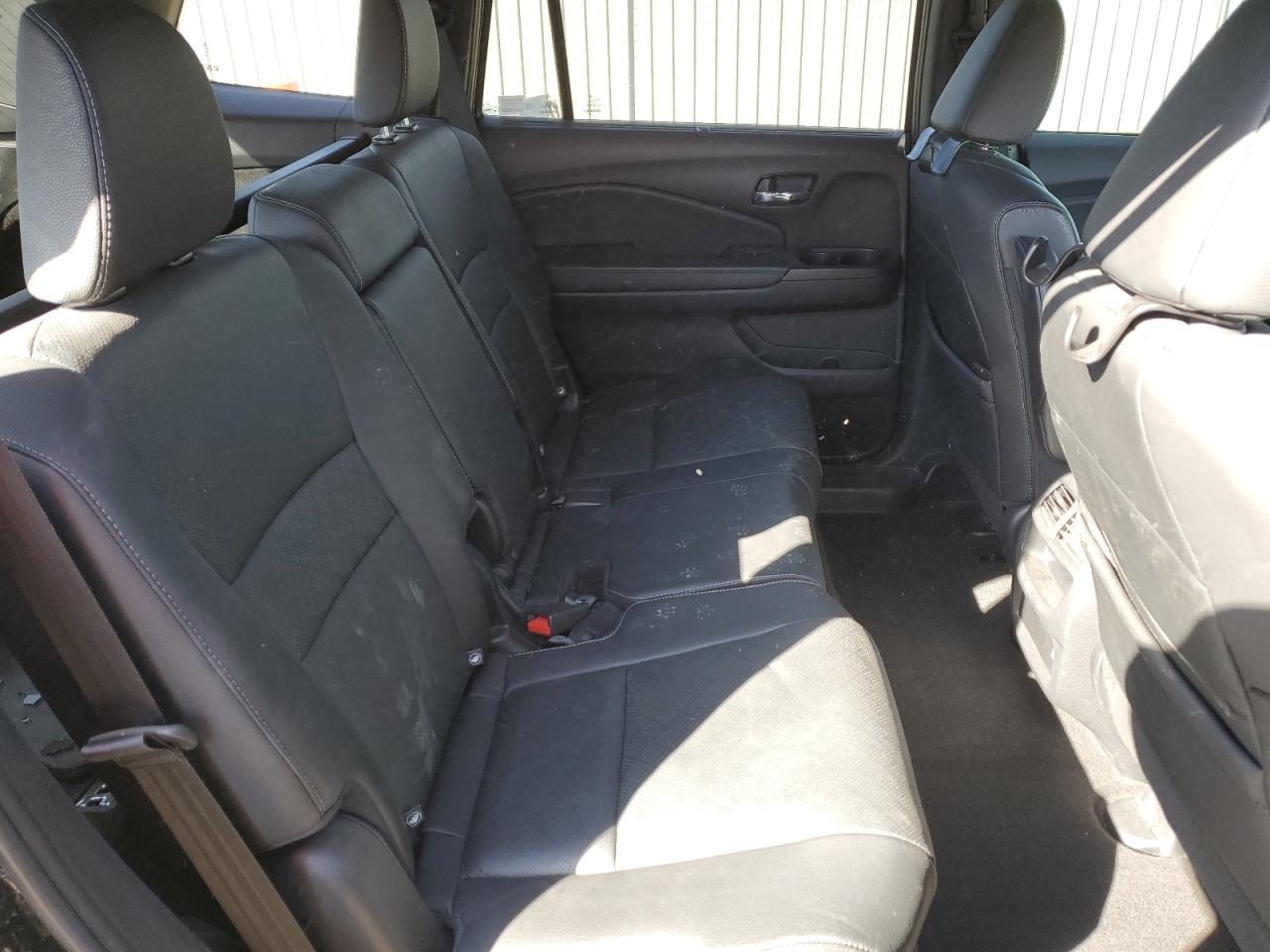 2019 Honda Passport Exl VIN: 5FNYF8H53KB020831 Lot: 85941905