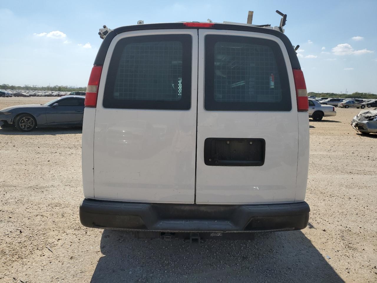 2016 Chevrolet Express G2500 VIN: 1GCWGAFFXG1138480 Lot: 61139875