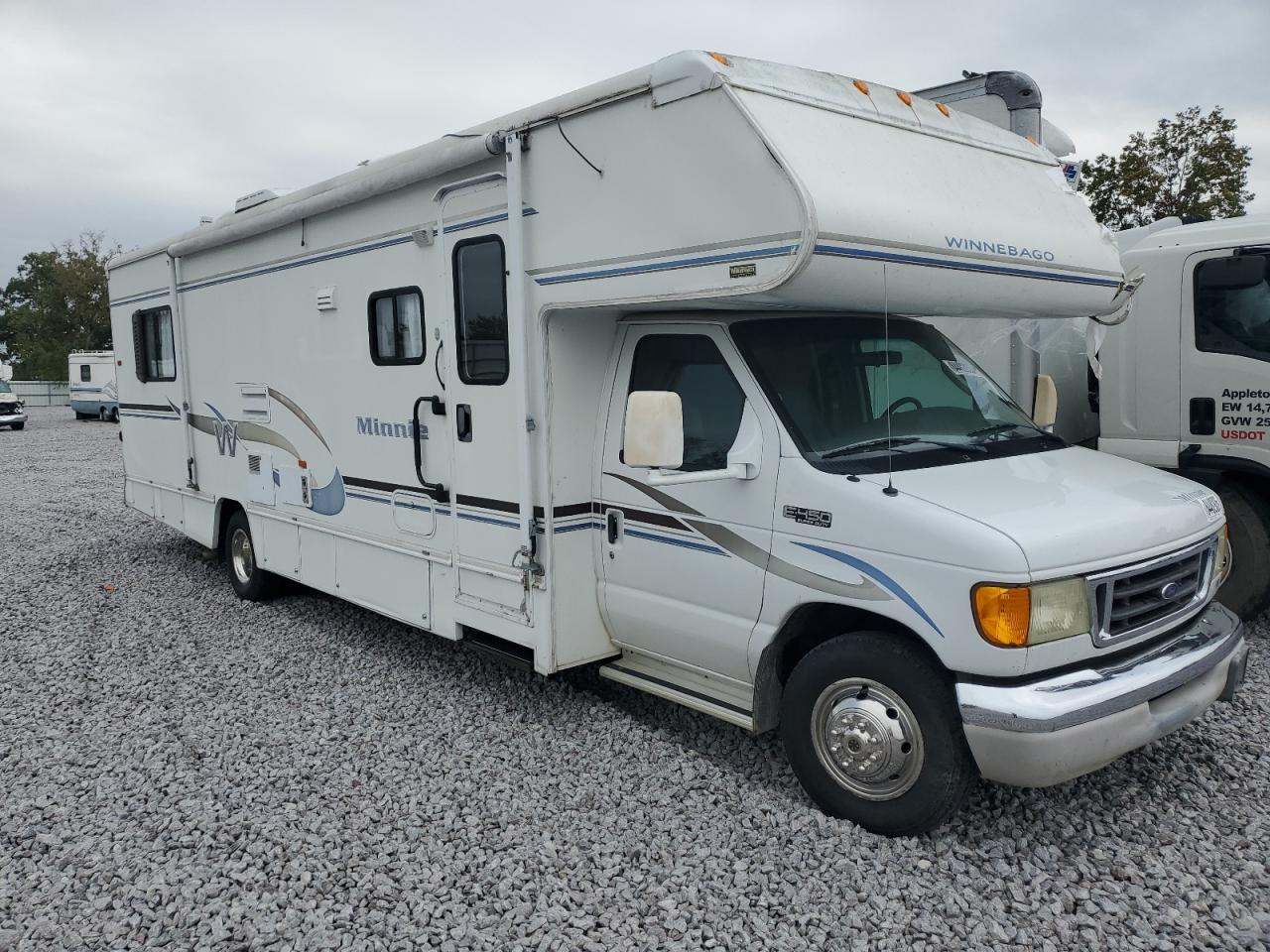 2003 Ford Econoline E450 Super Duty Cutaway Van