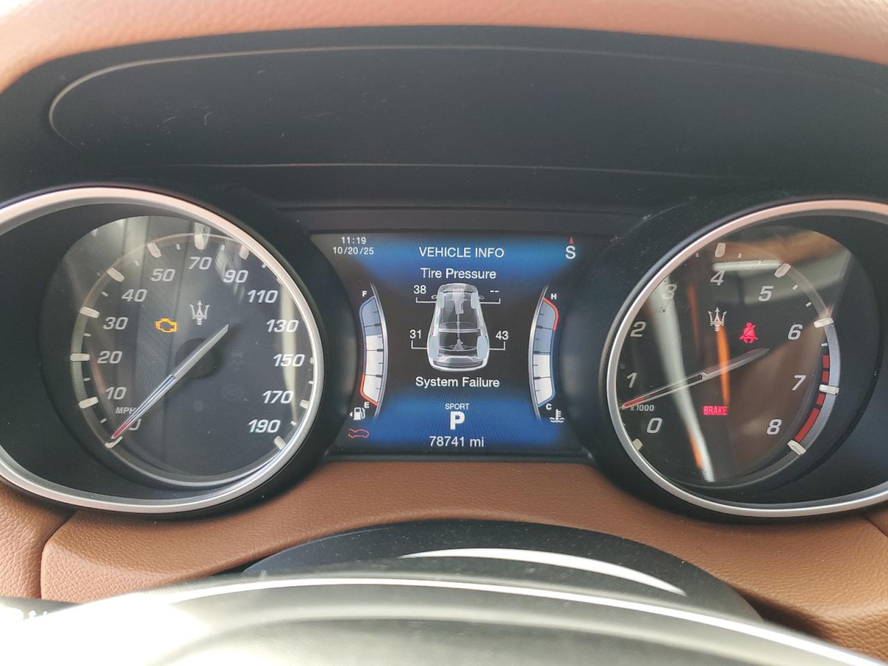 2017 Maserati Levante VIN: ZN661XUAXHX215714 Lot: 86993815