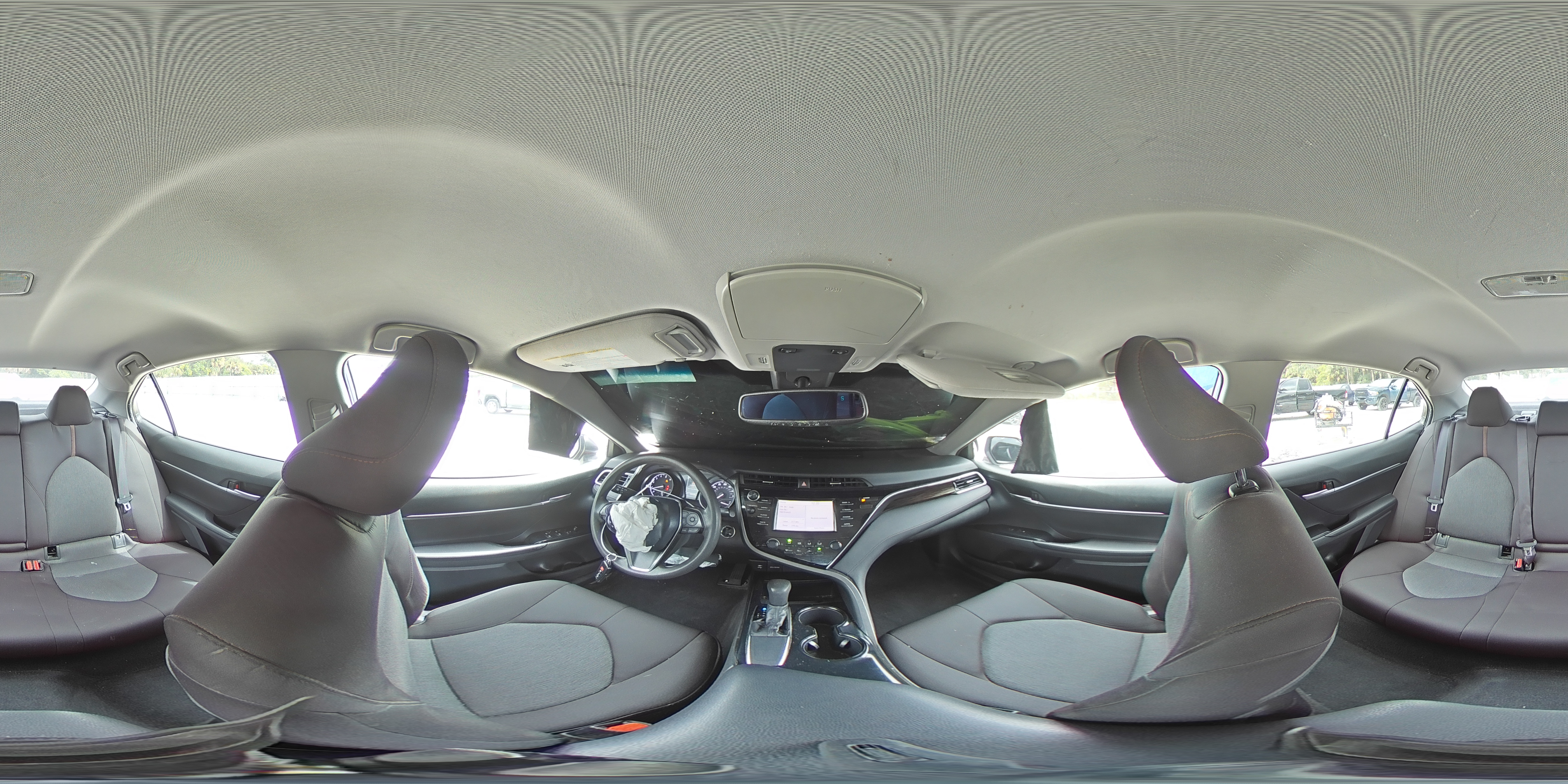 2018 Toyota Camry L VIN: 4T1B11HK9JU592294 Lot: 82234525