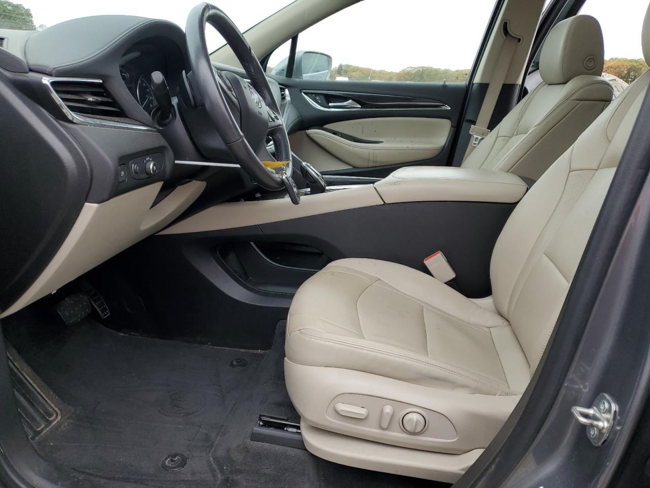 2020 Buick Enclave Essence VIN: 5GAEVAKW4LJ319707 Lot: 90233445