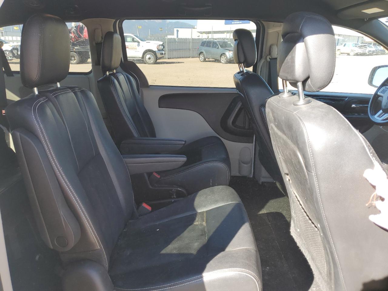 2018 Dodge Grand Caravan Sxt VIN: 2C4RDGCG6JR326583 Lot: 82360875