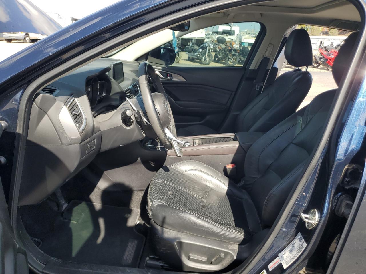 2018 Mazda 3 Grand Touring VIN: 3MZBN1W39JM214952 Lot: 85904115