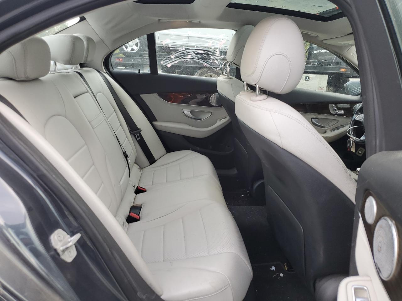2015 Mercedes-Benz C 300 VIN: 55SWF4JBXFU090329 Lot: 85286895
