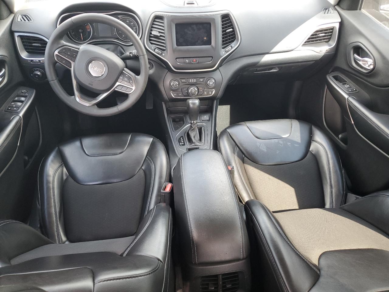 2020 Jeep Cherokee Latitude Plus VIN: 1C4PJLLB0LD586190 Lot: 84571265