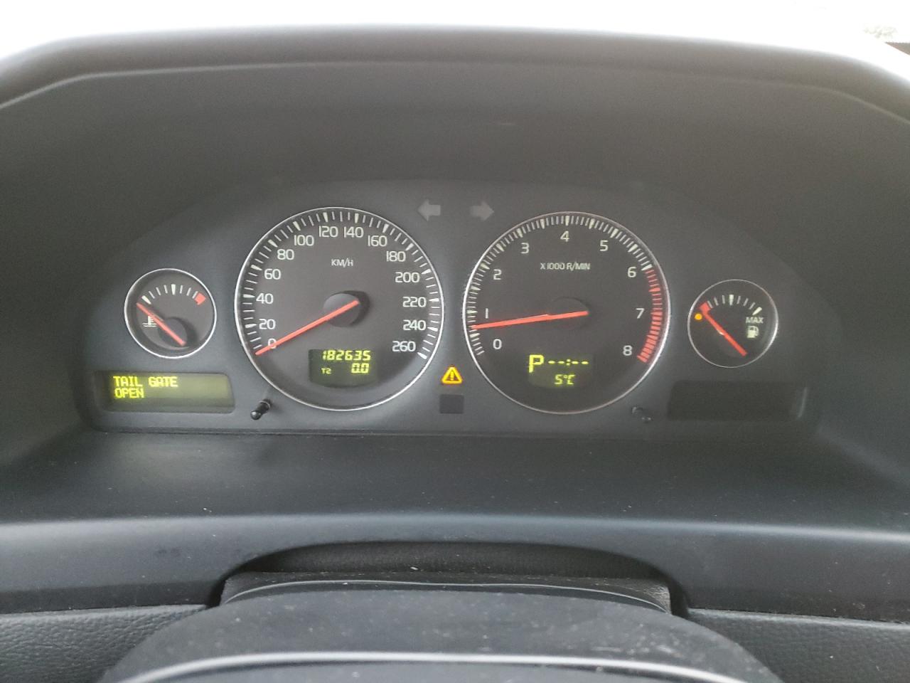 car-image car-image