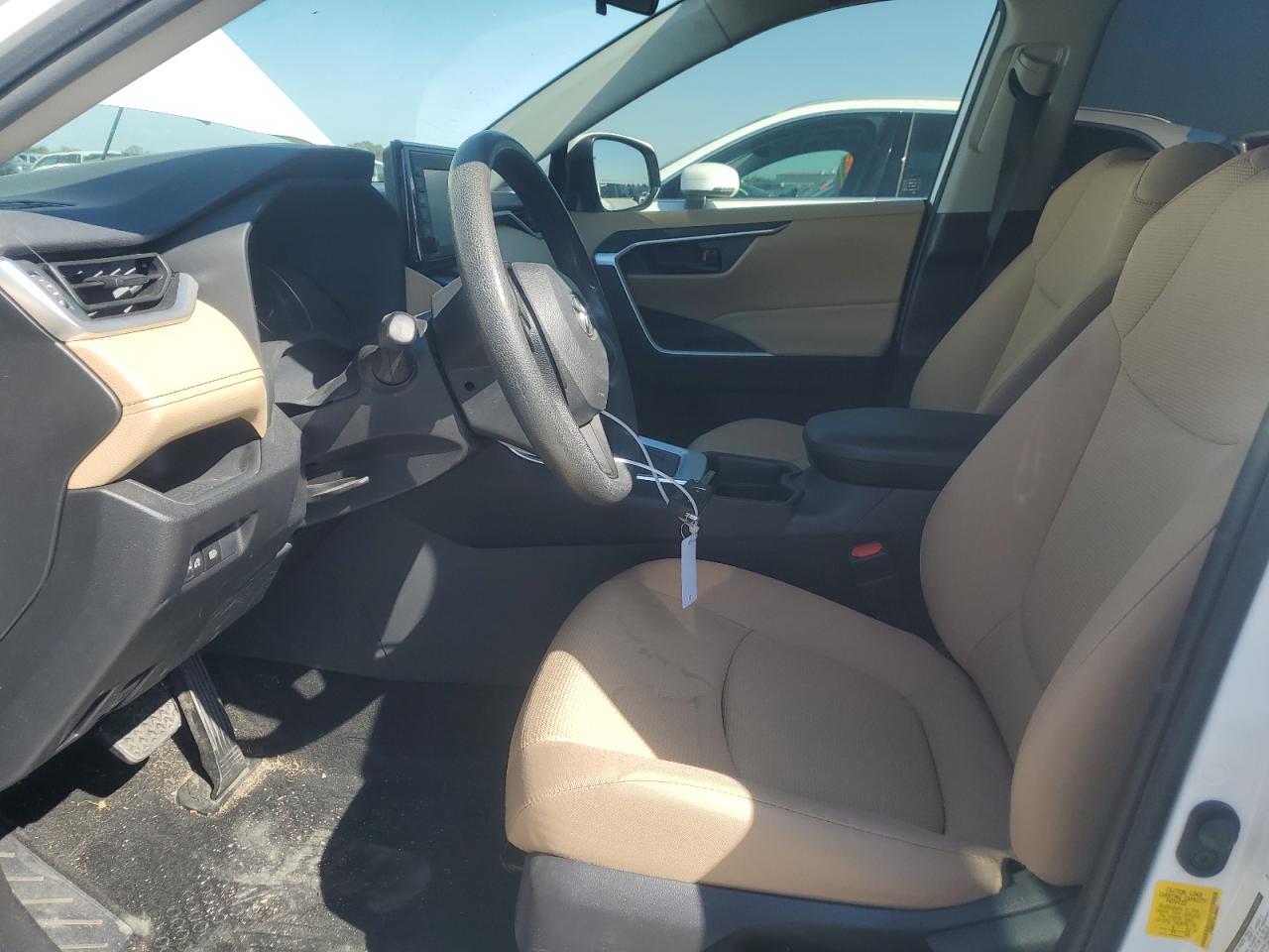 2020 Toyota Rav4 Le VIN: JTMMWRFV4LD044927 Lot: 85378295