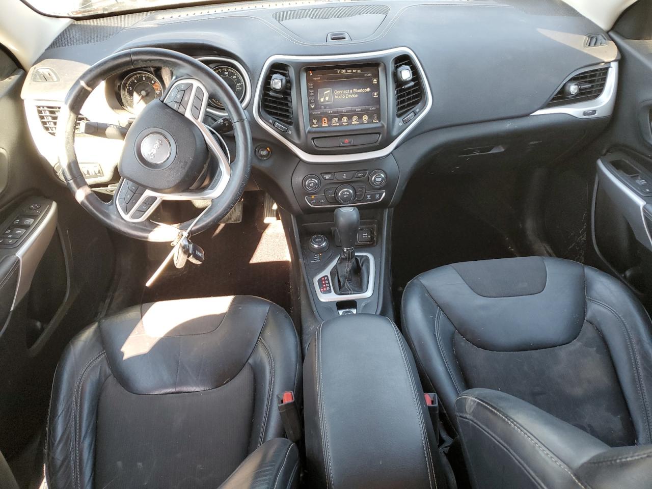 2018 Jeep Cherokee Latitude Plus VIN: 1C4PJMLB0JD502663 Lot: 87207875