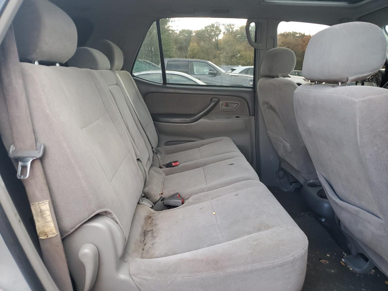 2002 Toyota Sequoia Sr5 VIN: 5TDBT44A62S074906 Lot: 90213095