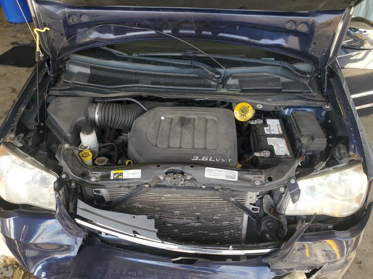 2015 Chrysler Town & Country Touring L VIN: 2C4RC1CG8FR506381 Lot: 86270875