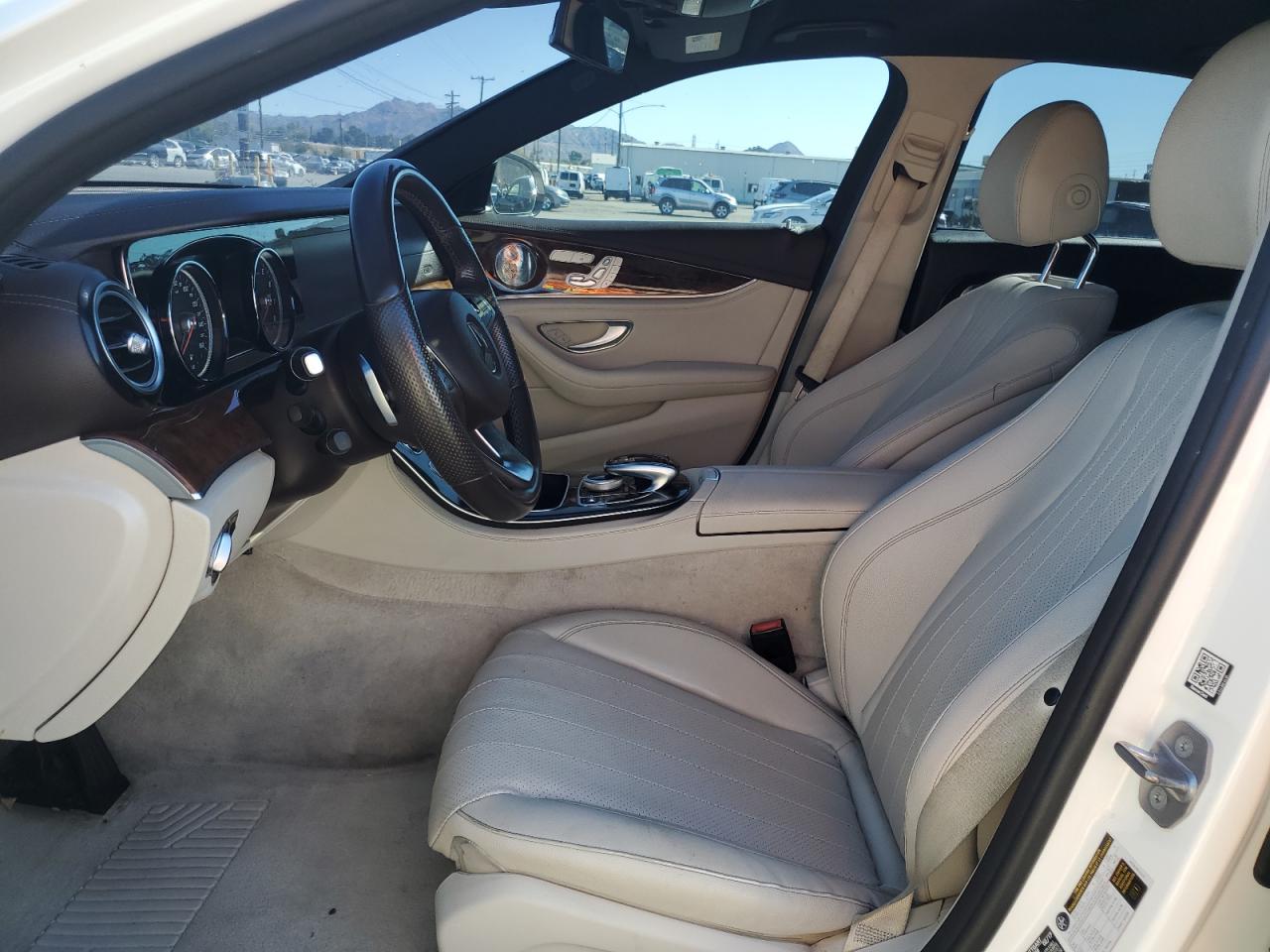 2017 Mercedes-Benz E 300 VIN: WDDZF4JB4HA211985 Lot: 87023505