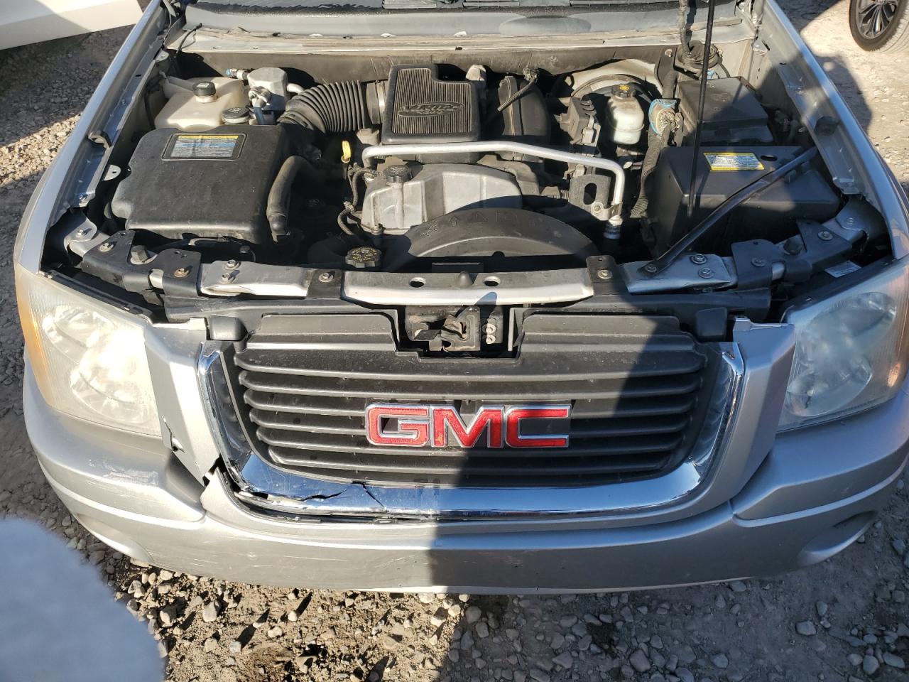 2008 GMC Envoy VIN: 1GKDT13S982104695 Lot: 82245985