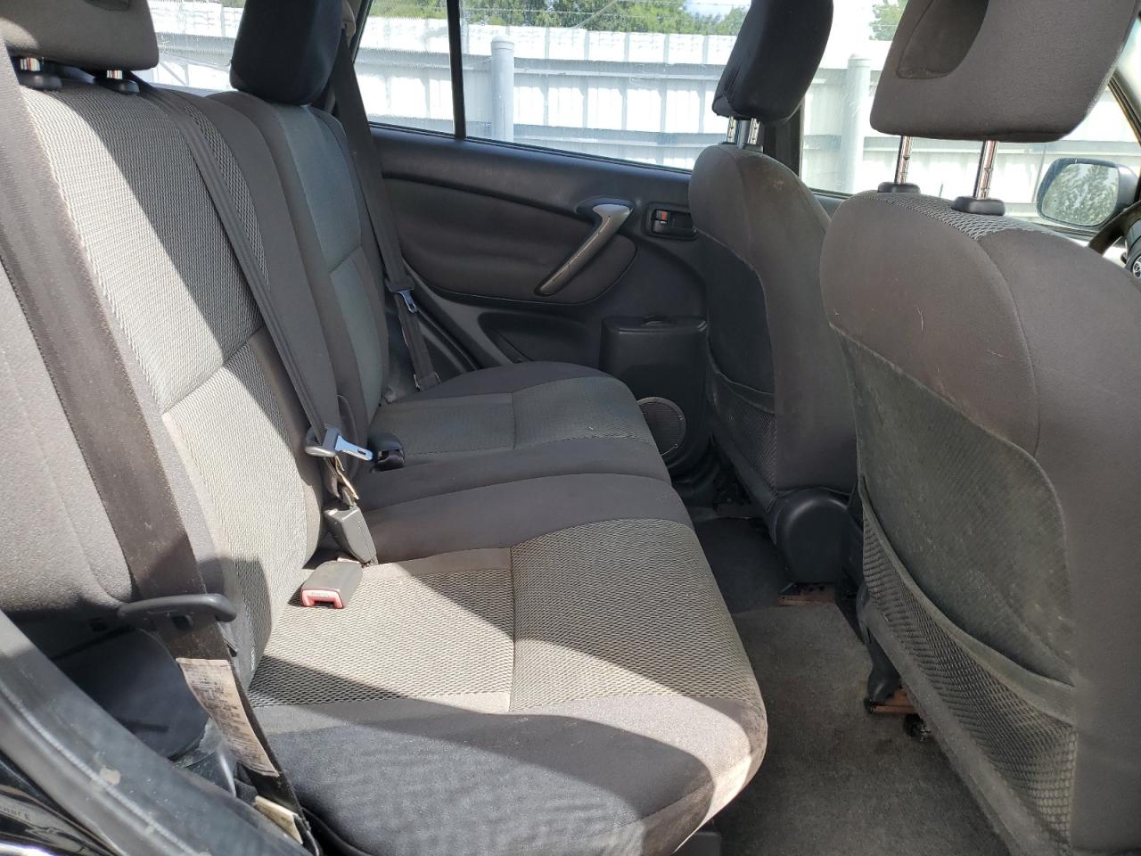 2005 Toyota Rav4 VIN: JTEHD20V456023599 Lot: 84391115