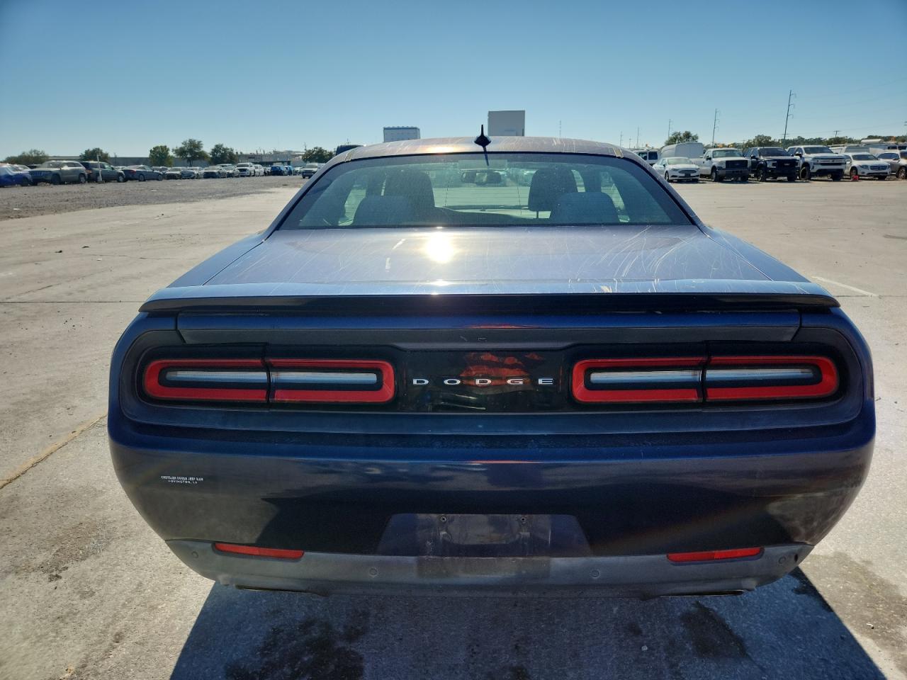 2015 Dodge Challenger Sxt VIN: 2C3CDZAT4FH703558 Lot: 90922955