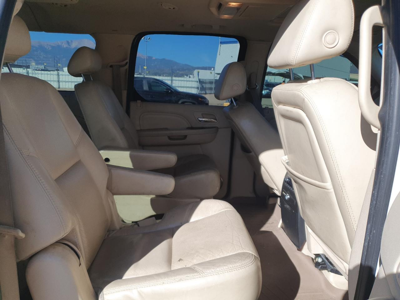 2007 Cadillac Escalade Esv VIN: 1GYFK66867R356828 Lot: 85889315