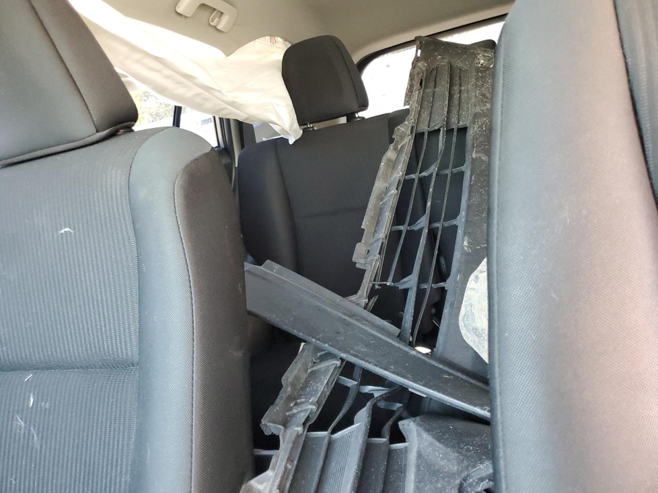 2017 Toyota Rav4 Le VIN: 2T3ZFREV5HW317603 Lot: 82204865