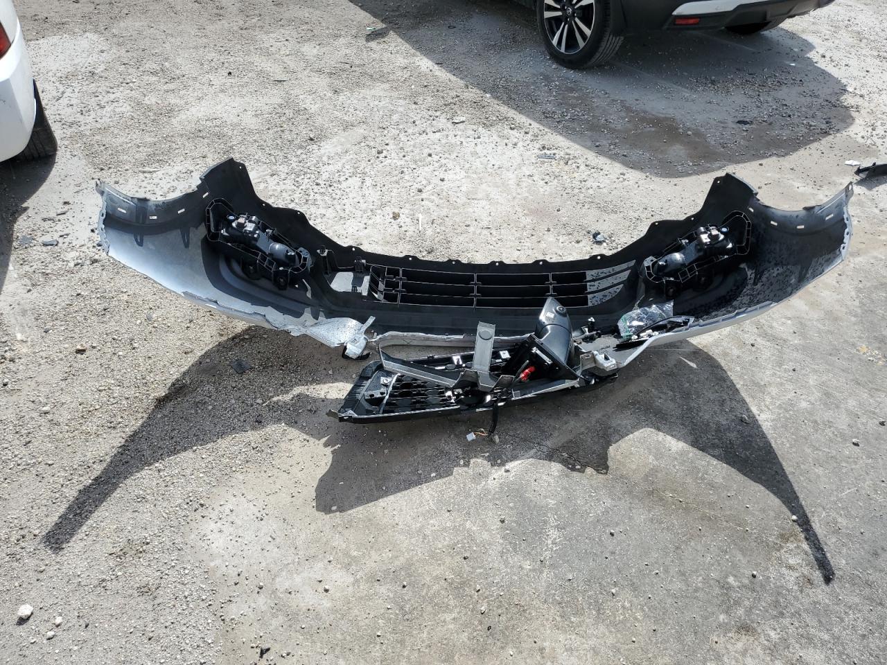 2018 Nissan Kicks S VIN: 3N1CP5CU4JL519774 Lot: 85547365