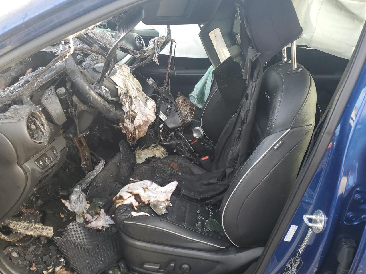 2024 Kia Forte Gt Line VIN: 3KPF54AD9RE808632 Lot: 85694985