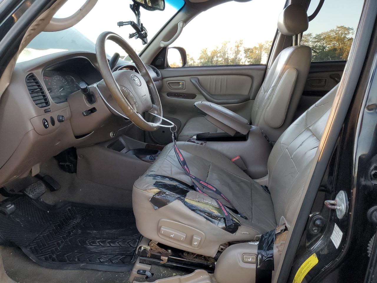 2003 Toyota Sequoia Limited VIN: 5TDZT38A93S205136 Lot: 87073725