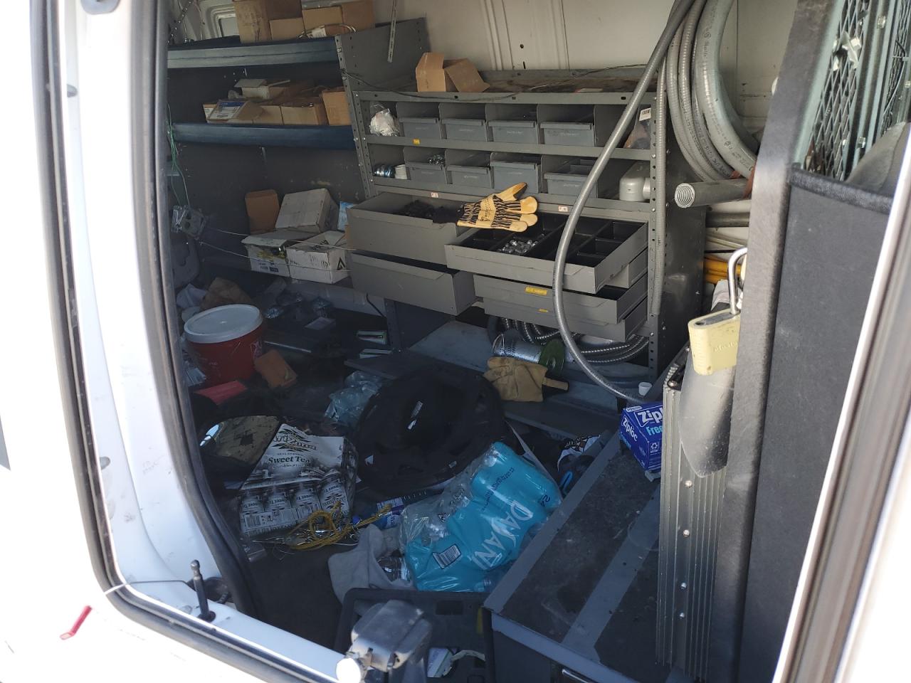 2008 Ford Econoline E250 Van VIN: 1FTNE24LX8DA83142 Lot: 85899785