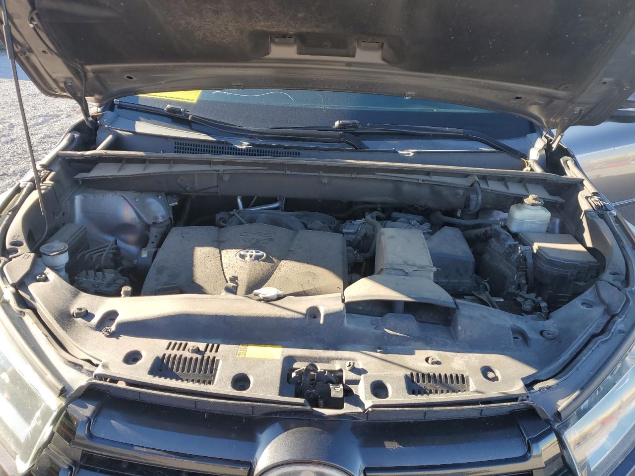 2018 Toyota Highlander Se VIN: 5TDJZRFH6JS861516 Lot: 87023085