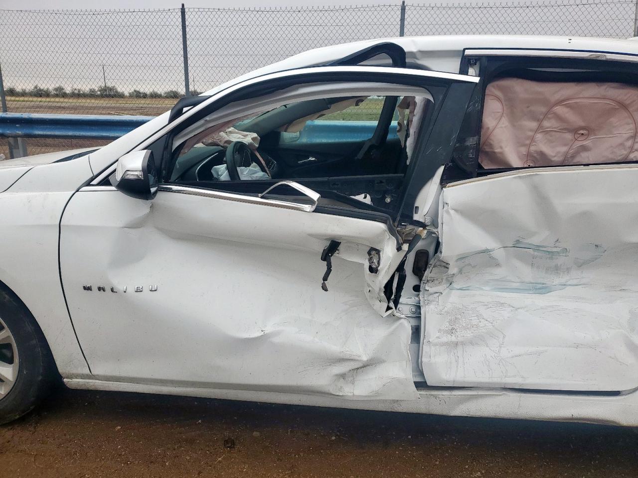 2017 Chevrolet Malibu Lt VIN: 1G1ZE5ST6HF207068 Lot: 85683845