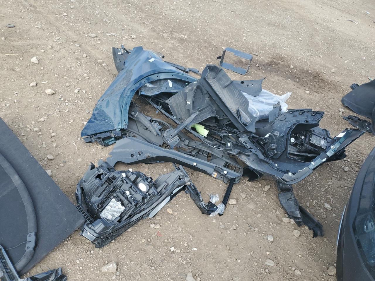 2024 Cadillac Xt4 Premium Luxury VIN: 1GYFZDR44RF190516 Lot: 86704425