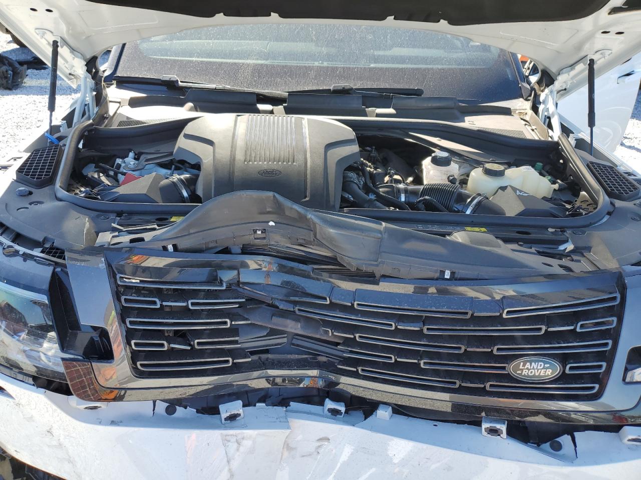 2025 Land Rover Range Rover Se VIN: SALKPBE98SA265083 Lot: 90927025