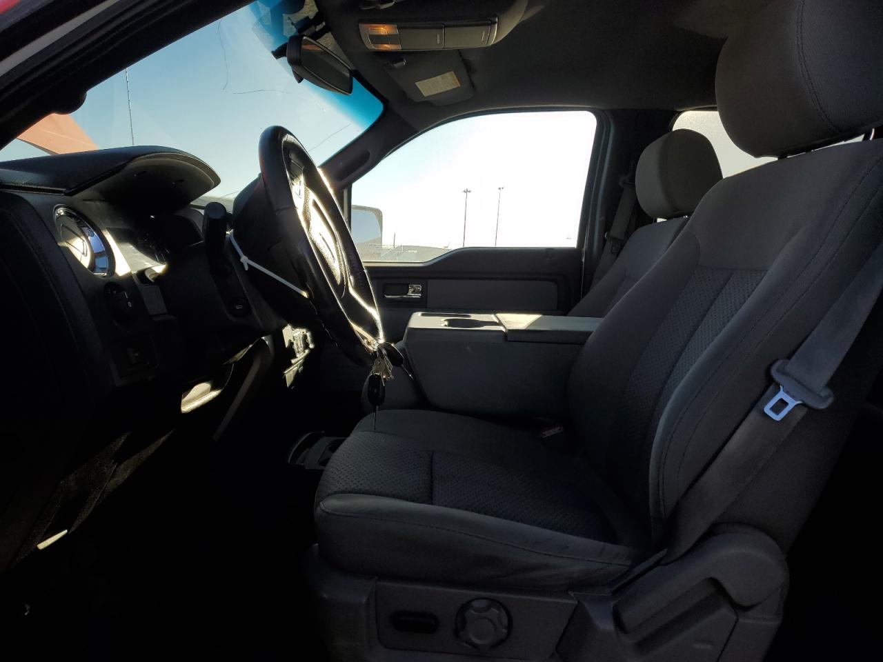 car-image car-image