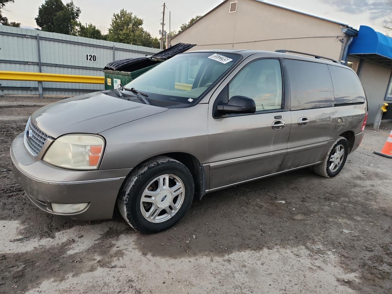 FORD FREESTAR 2005. Lot# 85532285. VIN 2FMZA52265BA75240. Photo 1