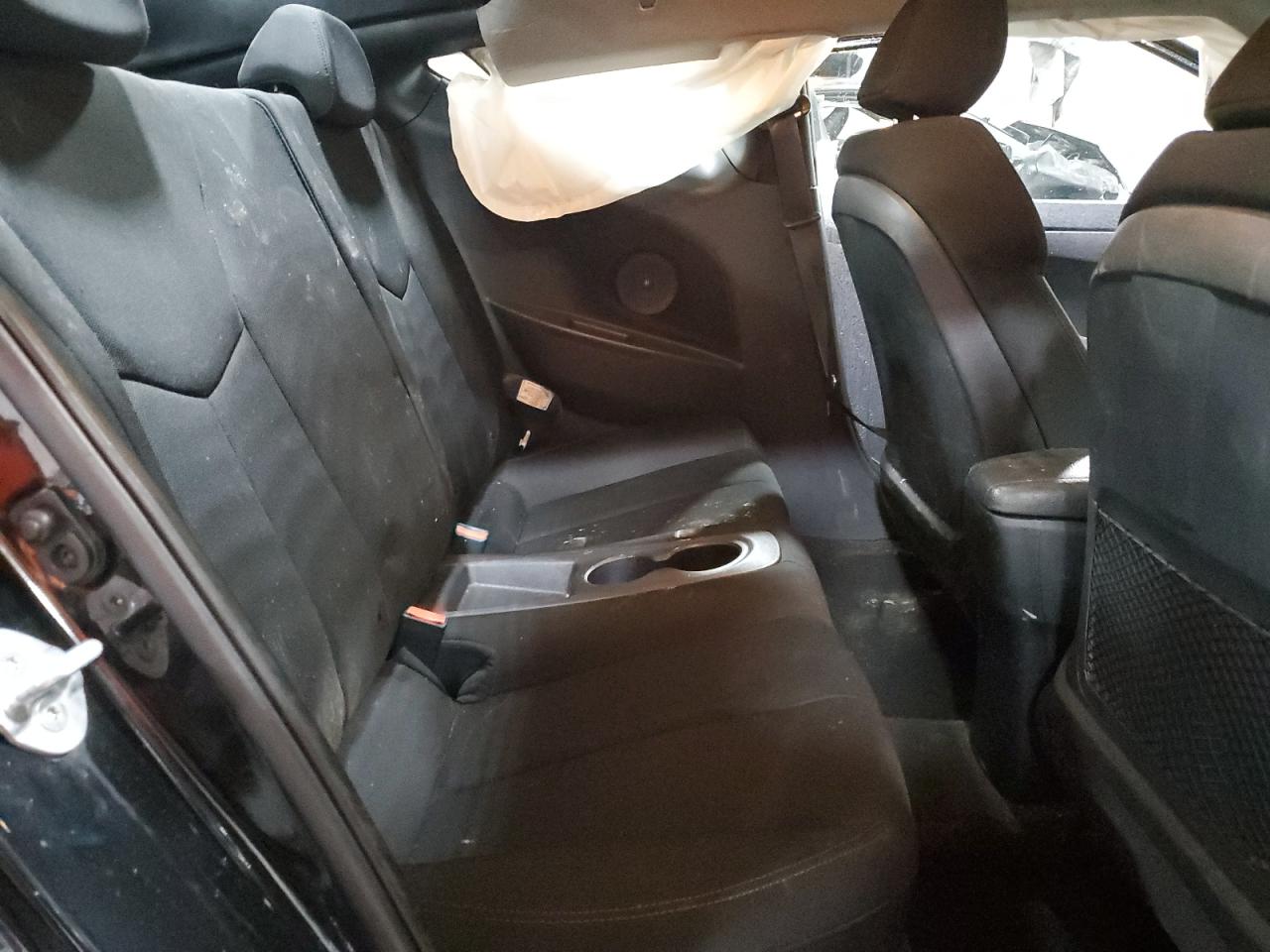 2017 Hyundai Veloster VIN: KMHTC6AD3HU310121 Lot: 84523455