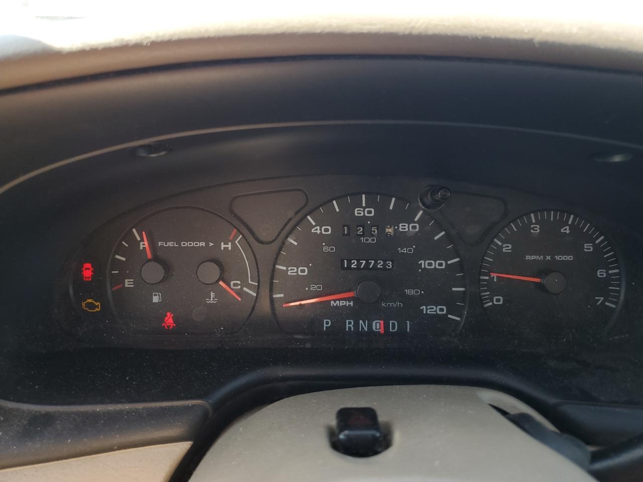 2000 Ford Taurus Ses VIN: 1FAFP5523YG208699 Lot: 89439775