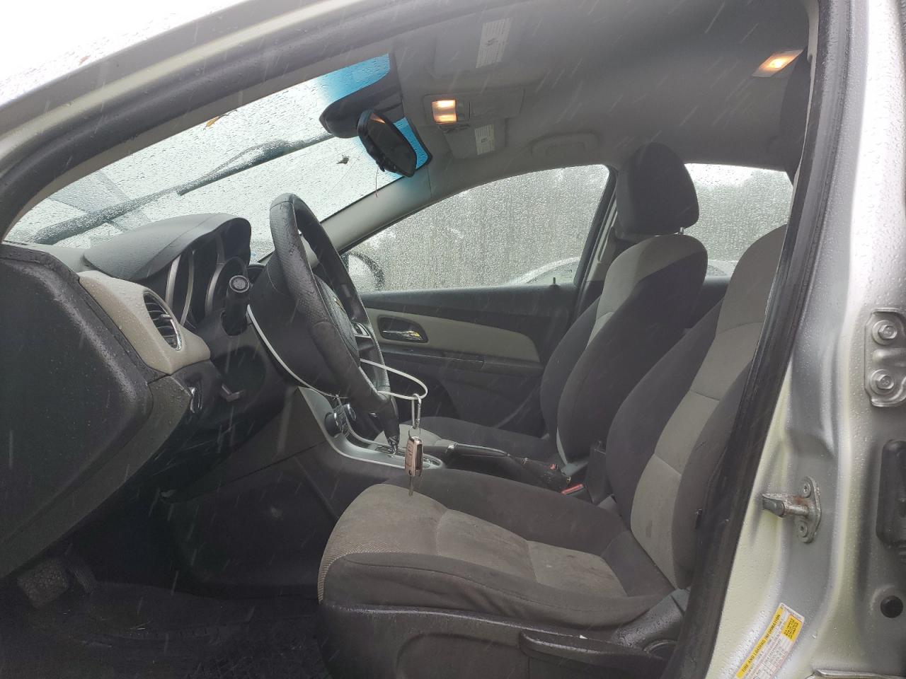 2014 Chevrolet Cruze Ls VIN: 1G1PA5SG2E7373177 Lot: 86600875