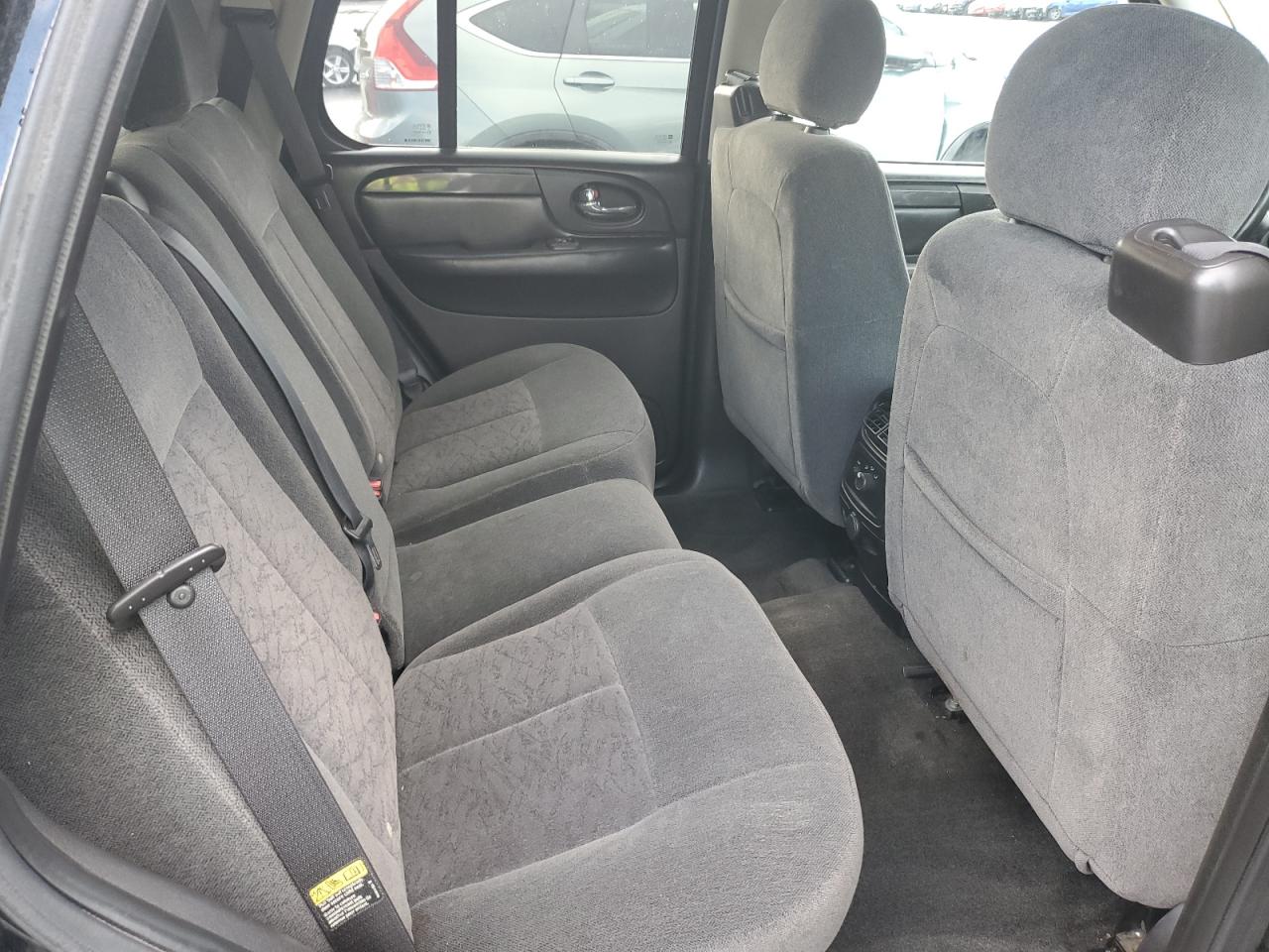 2005 GMC Envoy VIN: 1GKDT13S852280021 Lot: 87445475