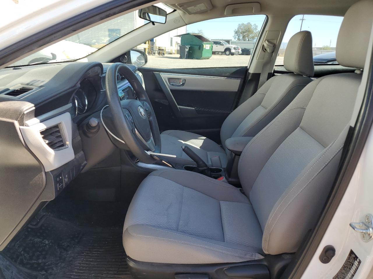 2016 Toyota Corolla L VIN: 5YFBURHEXGP471073 Lot: 87473335