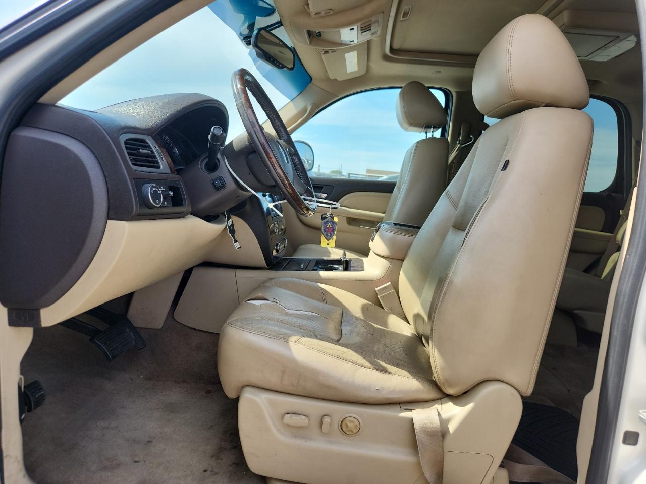 2011 GMC Yukon Denali VIN: 1GKS2EEF5BR103849 Lot: 87085765