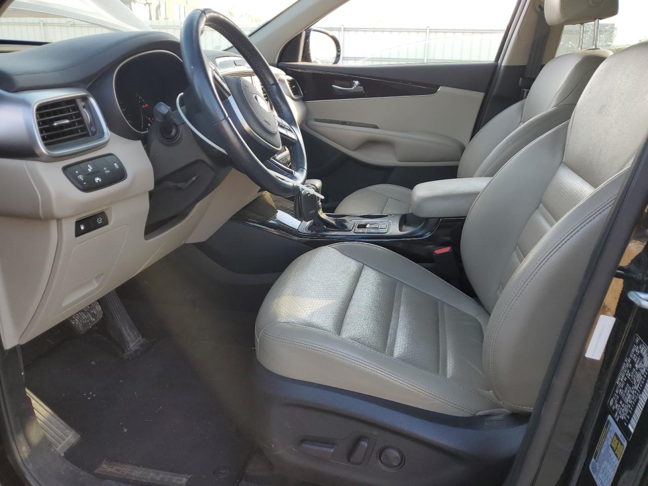 2019 Kia Sorento Ex VIN: 5XYPHDA51KG494195 Lot: 90694225