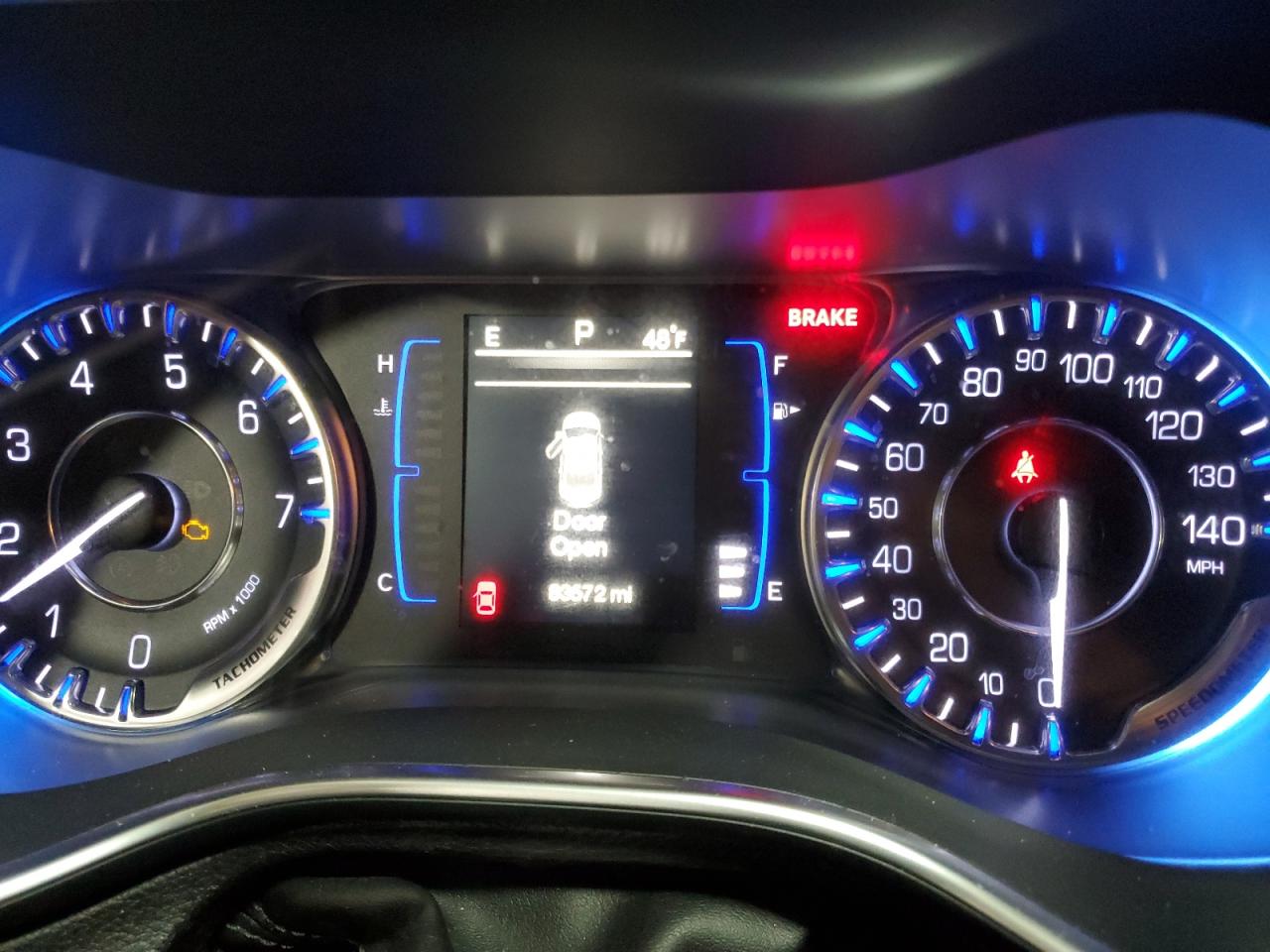 2015 Chrysler 200 Limited VIN: 1C3CCCAB7FN660476 Lot: 89842995