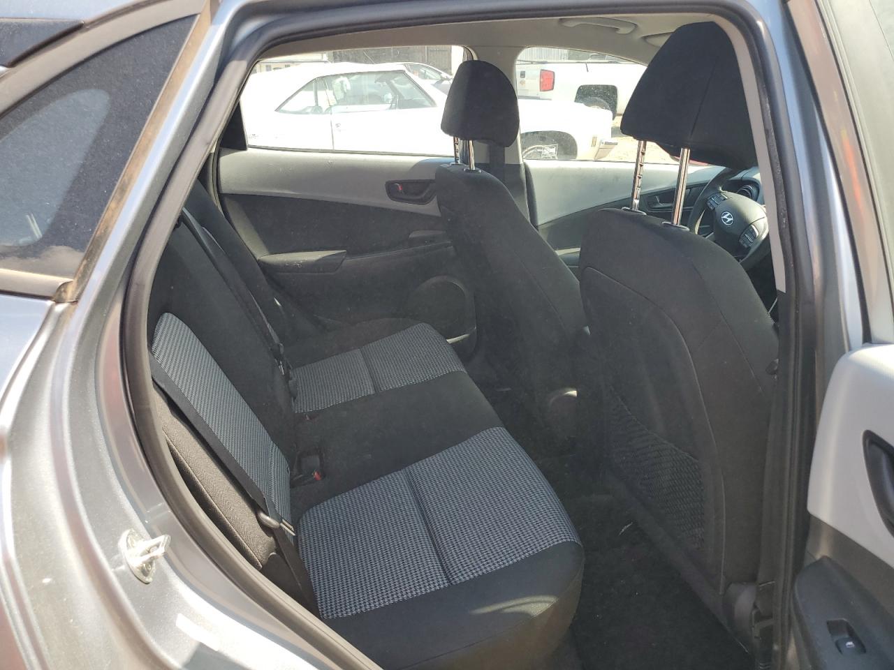 2019 Hyundai Kona Se VIN: KM8K12AA2KU320453 Lot: 87204265