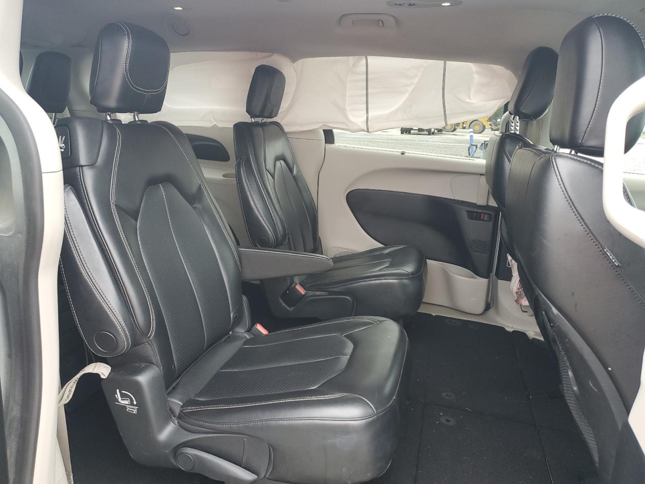 2020 Chrysler Voyager Lxi VIN: 2C4RC1DG4LR182355 Lot: 94651795