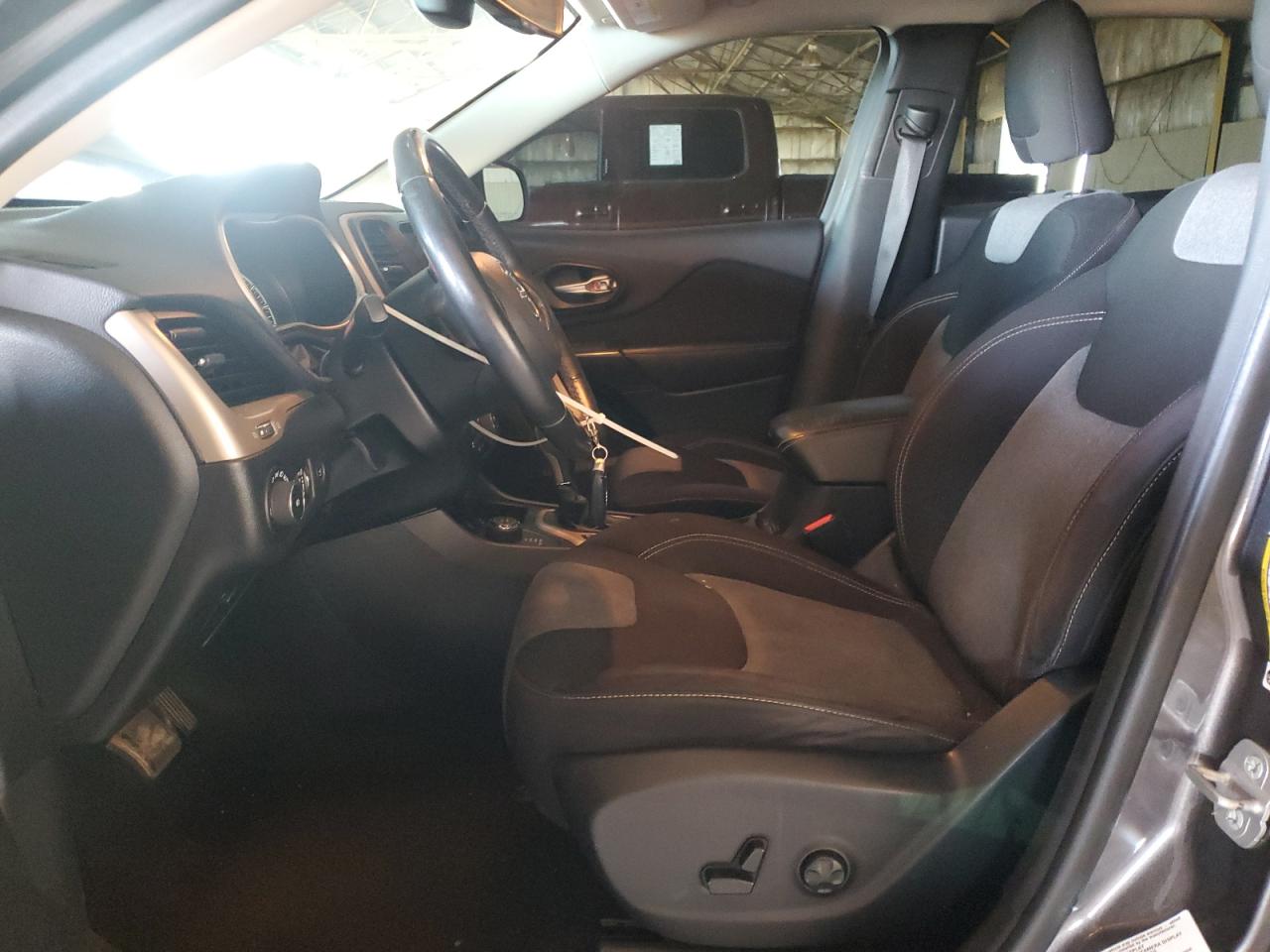 2014 Jeep Cherokee Latitude VIN: 1C4PJMCS3EW145439 Lot: 89907745