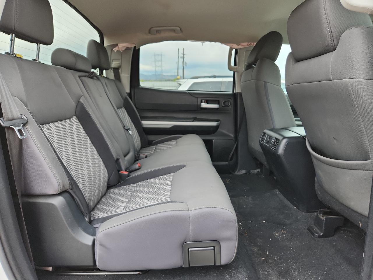 2019 Toyota Tundra Crewmax Sr5 VIN: 5TFDY5F13KX793666 Lot: 85736585