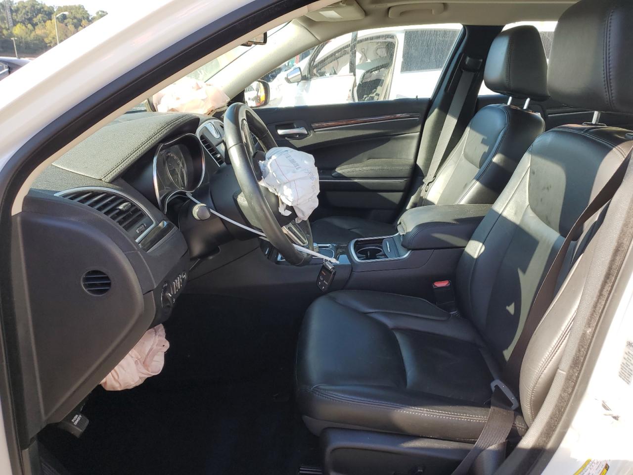 2020 Chrysler 300 Touring VIN: 2C3CCAAG9LH115626 Lot: 82455815