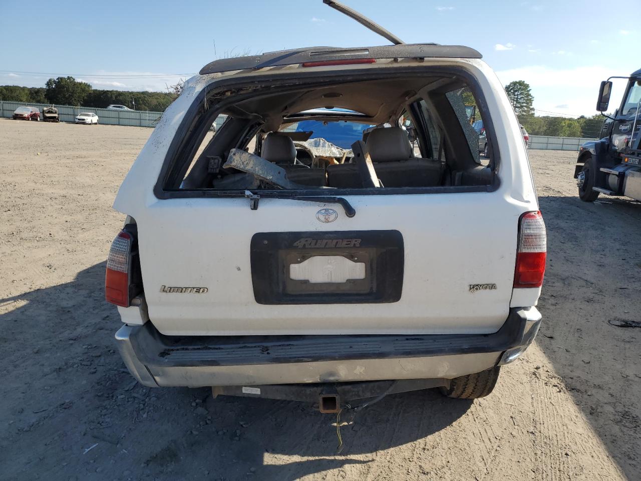 1997 Toyota 4Runner Limited VIN: JT3GN87R4V0050382 Lot: 82333255