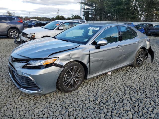 TOYOTA CAMRY XLE 2021
