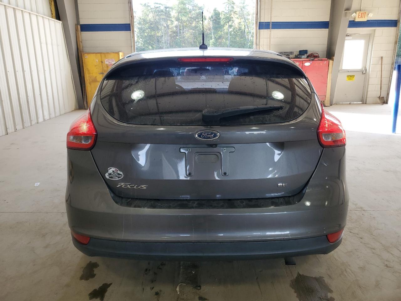 2016 Ford Focus Se VIN: 1FADP3K23GL270190 Lot: 82306815