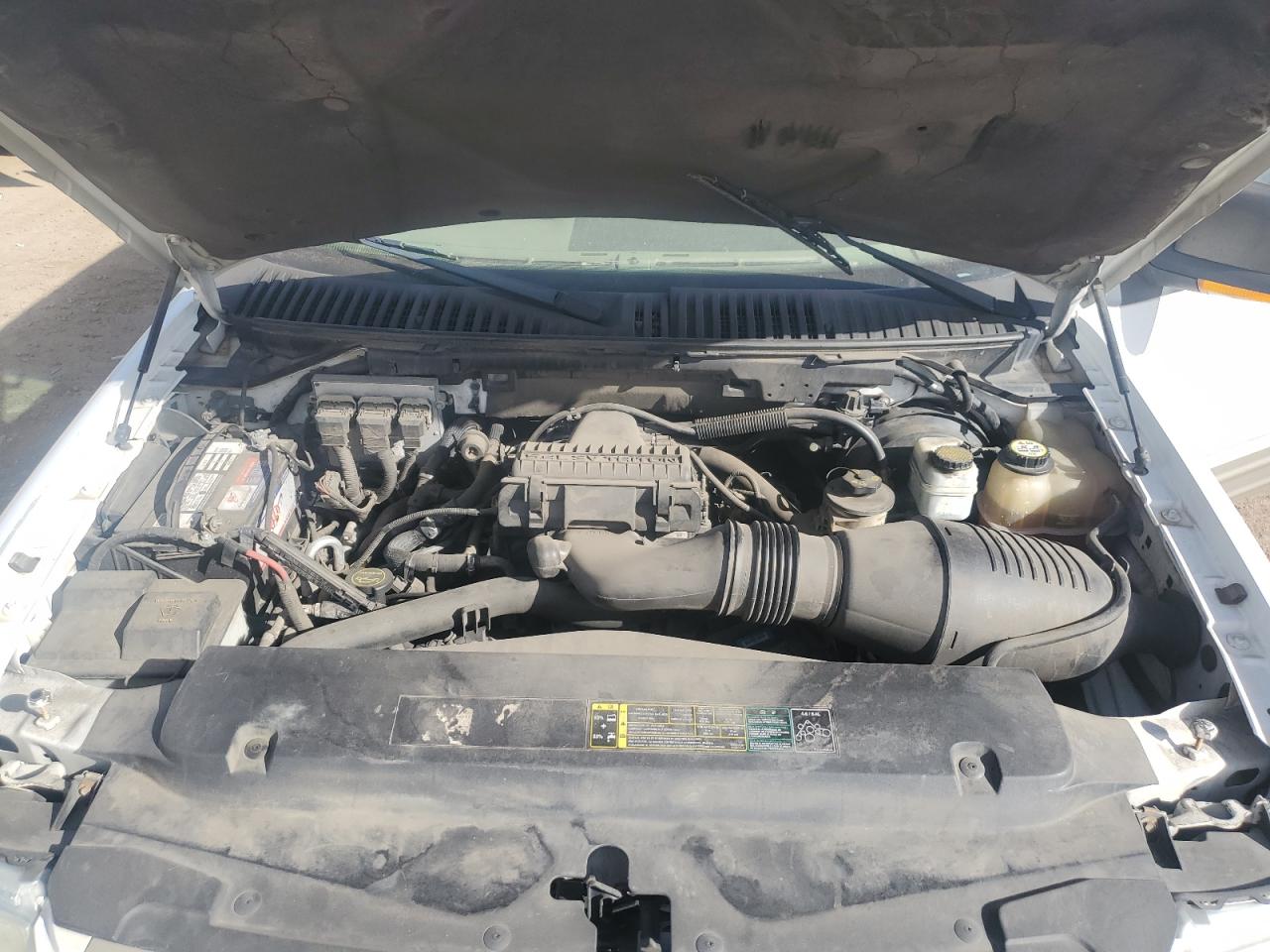 2005 Ford Expedition Eddie Bauer VIN: 1FMPU18555LA36549 Lot: 86133375